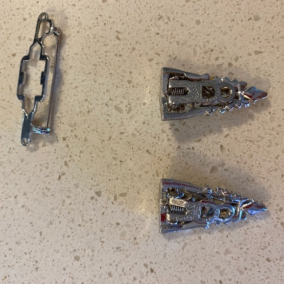 Stunning silver tone brooch can become lapel chips. This was very in big 1930’s - Picture 10 of 11